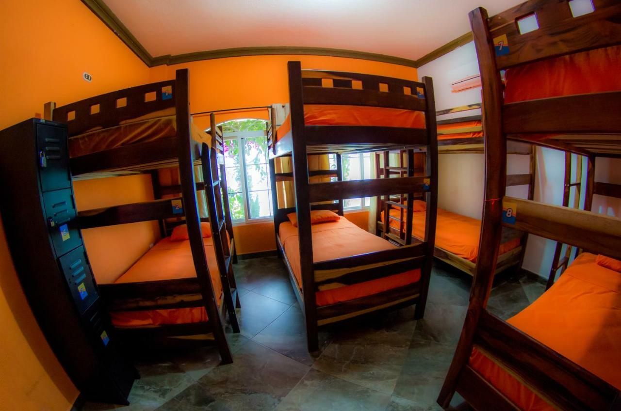 Hostal Casa De Grethel 弗洛勒斯 外观 照片